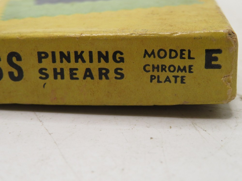 Vintage WISS Model E Pinking Shears Sewing Scissors PINK RITE Chrome Plate BOX