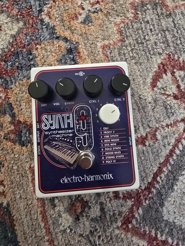 Electro-Harmonix Synth 9 Synthesizer Machine Effects Pedal