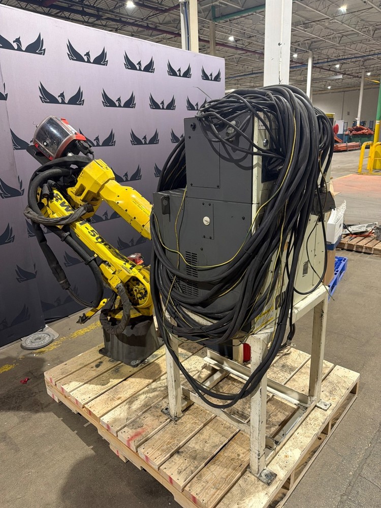 FANUC ArcMate 120iC Robot Complete w/ R‑30iB Controller & Fronius Welding System