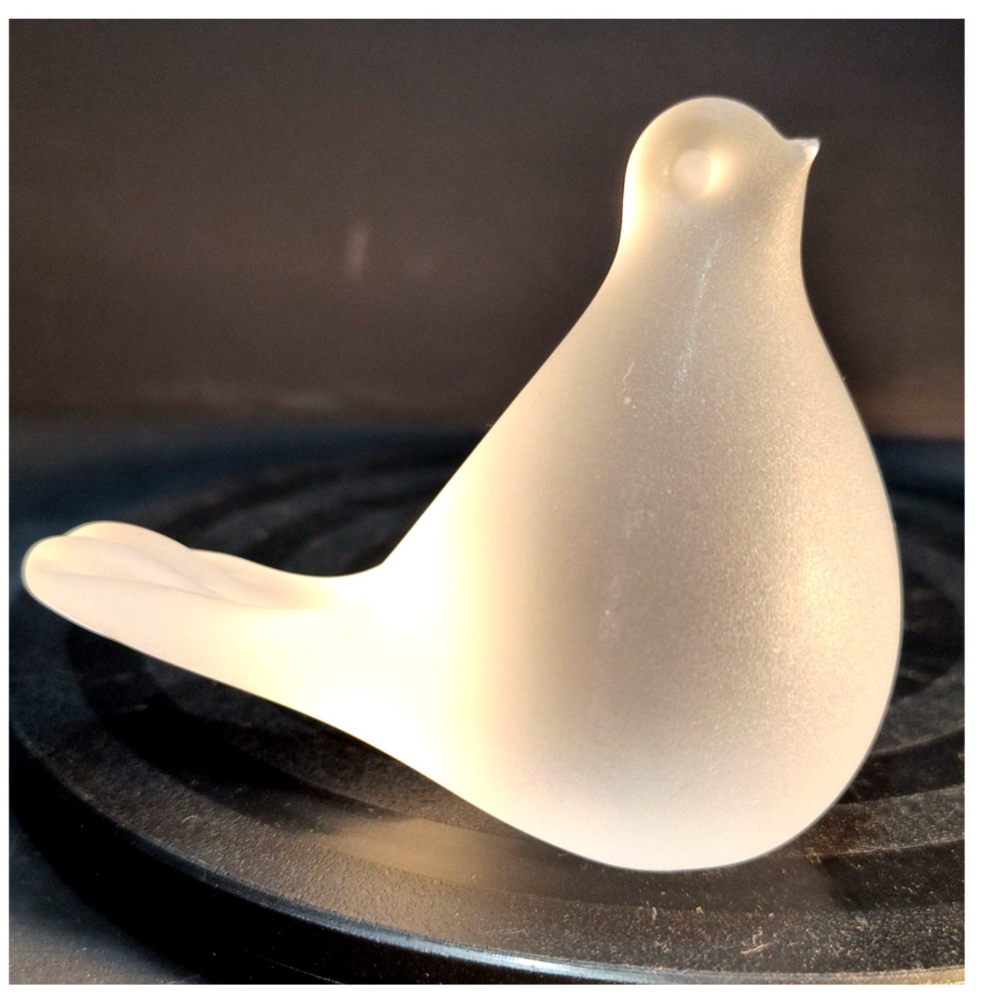 154.  Frosted glass Bird Figurine