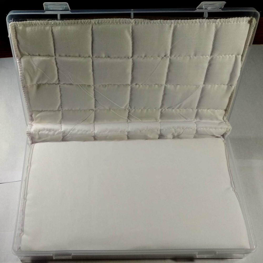 Display Storage plastic box with insert white cotton clothes with box 28 pieces