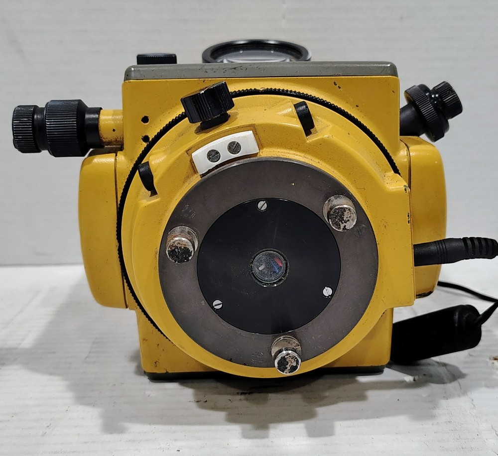 Topcon GTS-303D Electronic Precise Surveying And Data Collection Power Tested