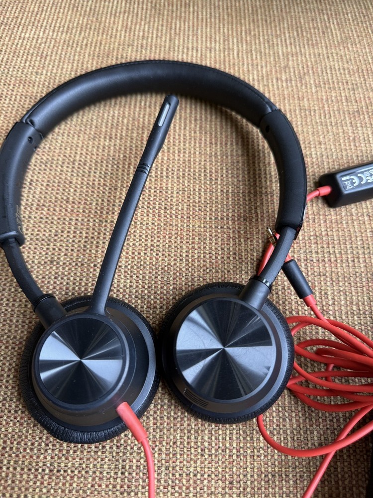 Plantronics - Blackwire 3325 Wired Stereo Headset with Boom Mic (Poly) Open Box