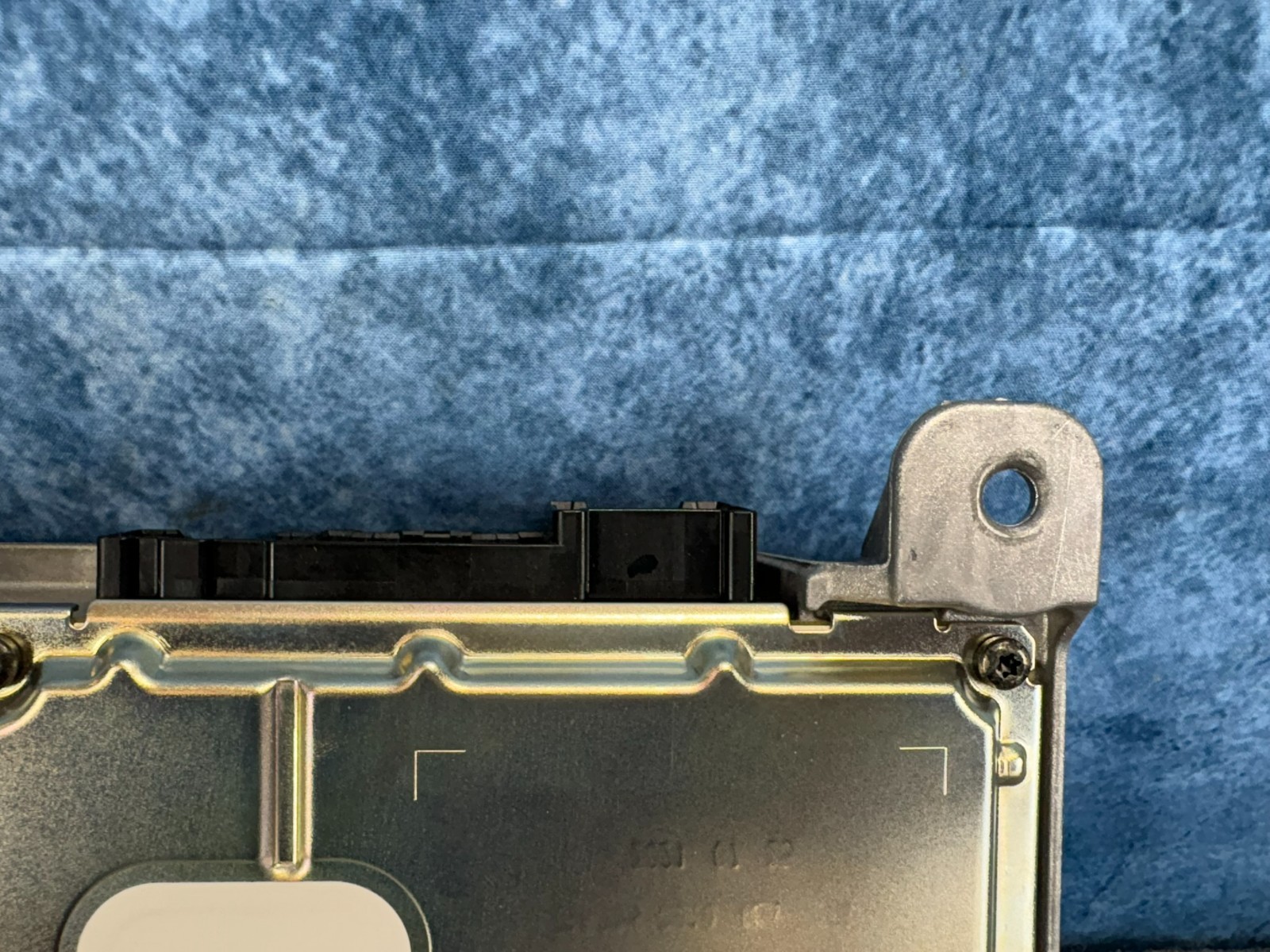 CHEVROLET CAMARO 2019-2024 BOSE RADIO SPEAKER AMPLIFIER OEM