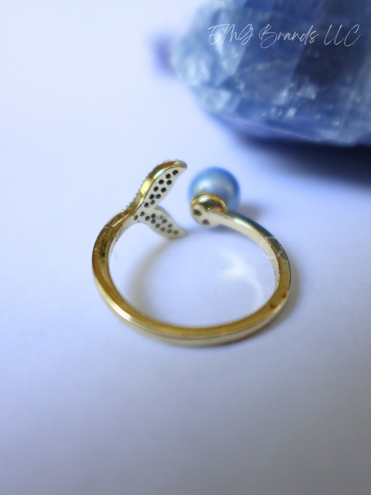 Sky Blue Pearl Fishtail Ring