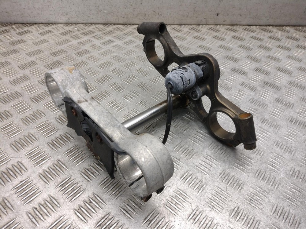 2006 APRILIA RS125 YOKE SET