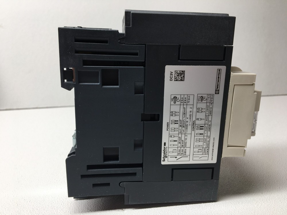 New! Scheider Electric LC1D40AED Contactor (#60313)
