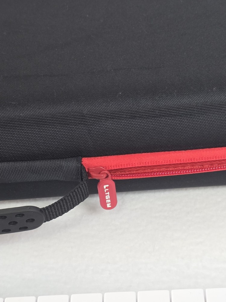 🟥🟥 Akai MPK Mini Plus 37-Key USB Midi Keyboard Controller Plus LLTGEM Case