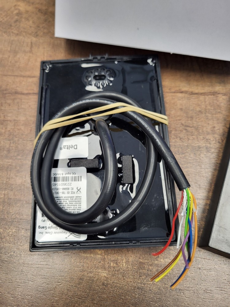 DMP Delta 5 Farpointe Data Contactless Smartcard Reader 13.56-MHz