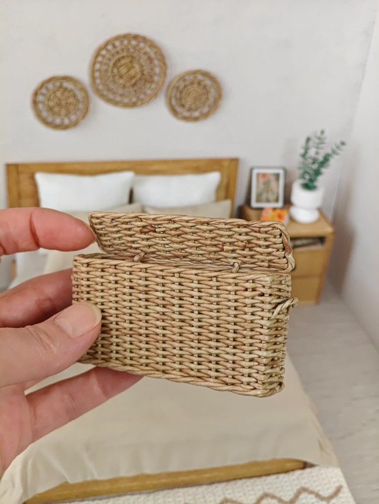 1:12 dollhouse wicker oversized rectangular narrow storage lidded basket