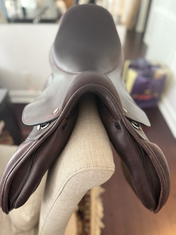 Dover Circut Saddle 17.5