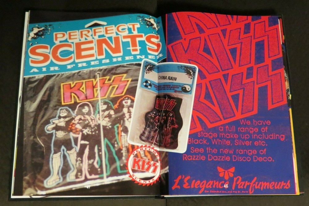 KISS LOVE GUN AIR FRESHENER SEALED 1994 OFFICIAL LICENSED SHOWN IN KISSTORY II