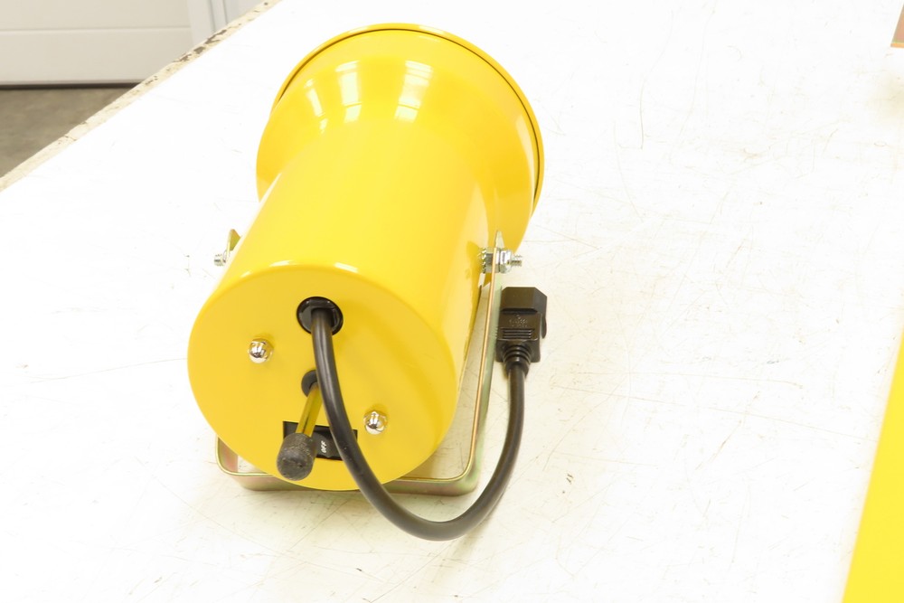 Mars DSDL-60 Tri-Lite Dock Loading Light 60" Reach