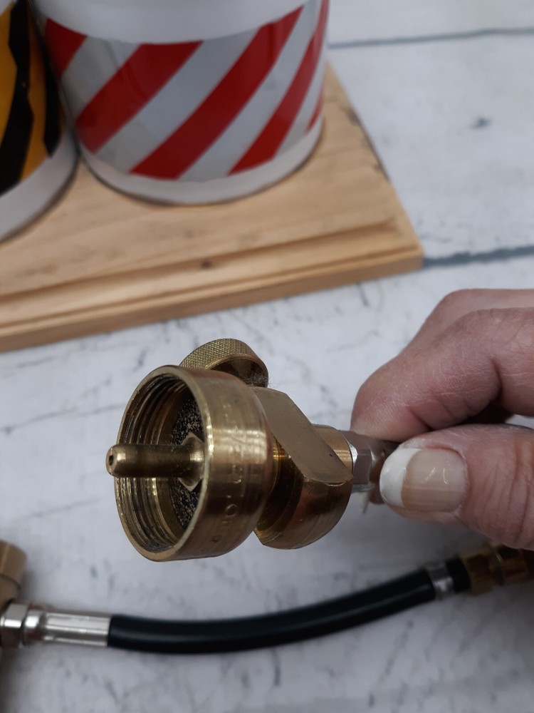 Caddy for Oxygen Tank/ Mapp/Oxygen valve/Mapp Regulator
