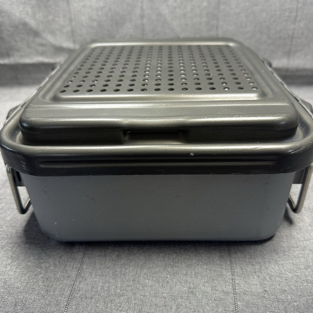 V. Mueller CD1-5C Genesis Sterilization Container 11"X12"X5" Deep Solid Half