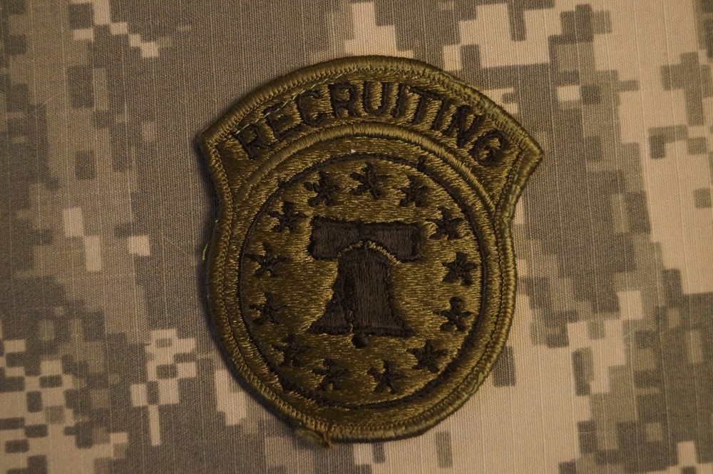 Military Patch US Army Recruiting Command BDU Authentic Sew on USED