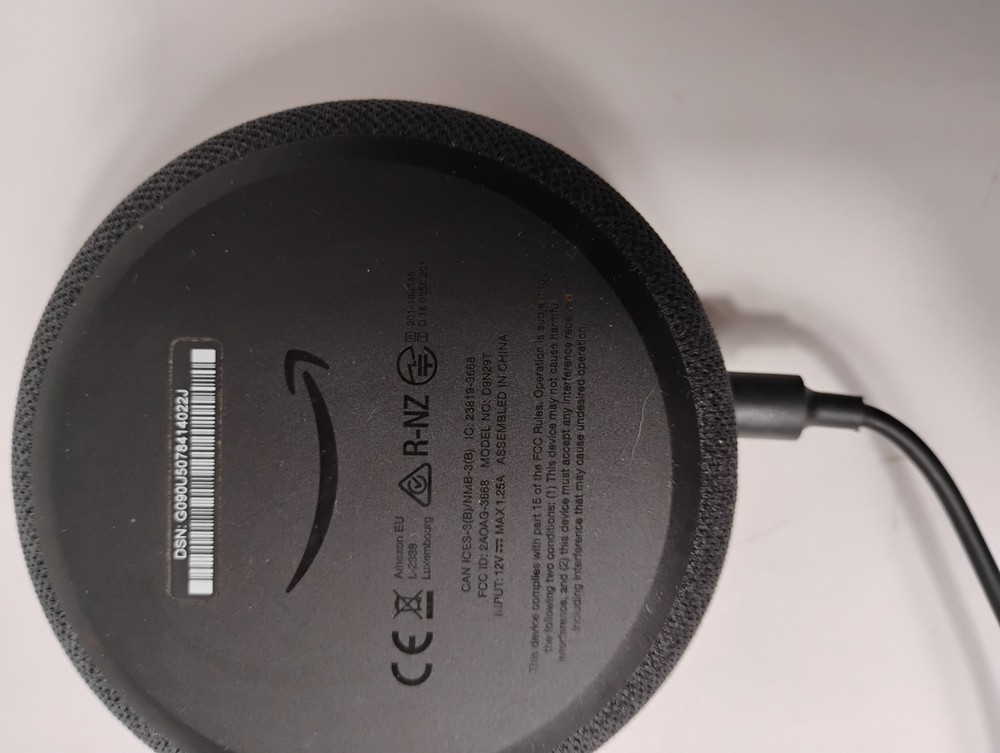 Amazon Echo Dot (2nd Generation) Smart Speaker R- NZ 15 W.