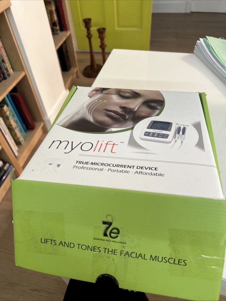 myolift Microcurrent Therapy Device Portable White Model True-Microcurrent