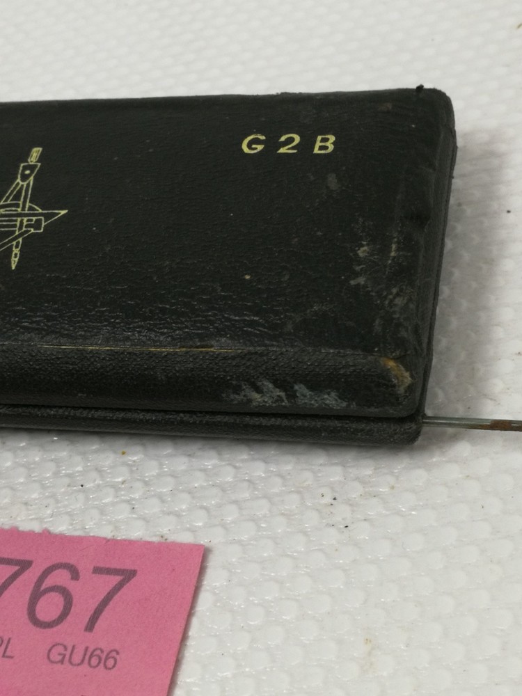 Vintage cased G2B hellerman compass set