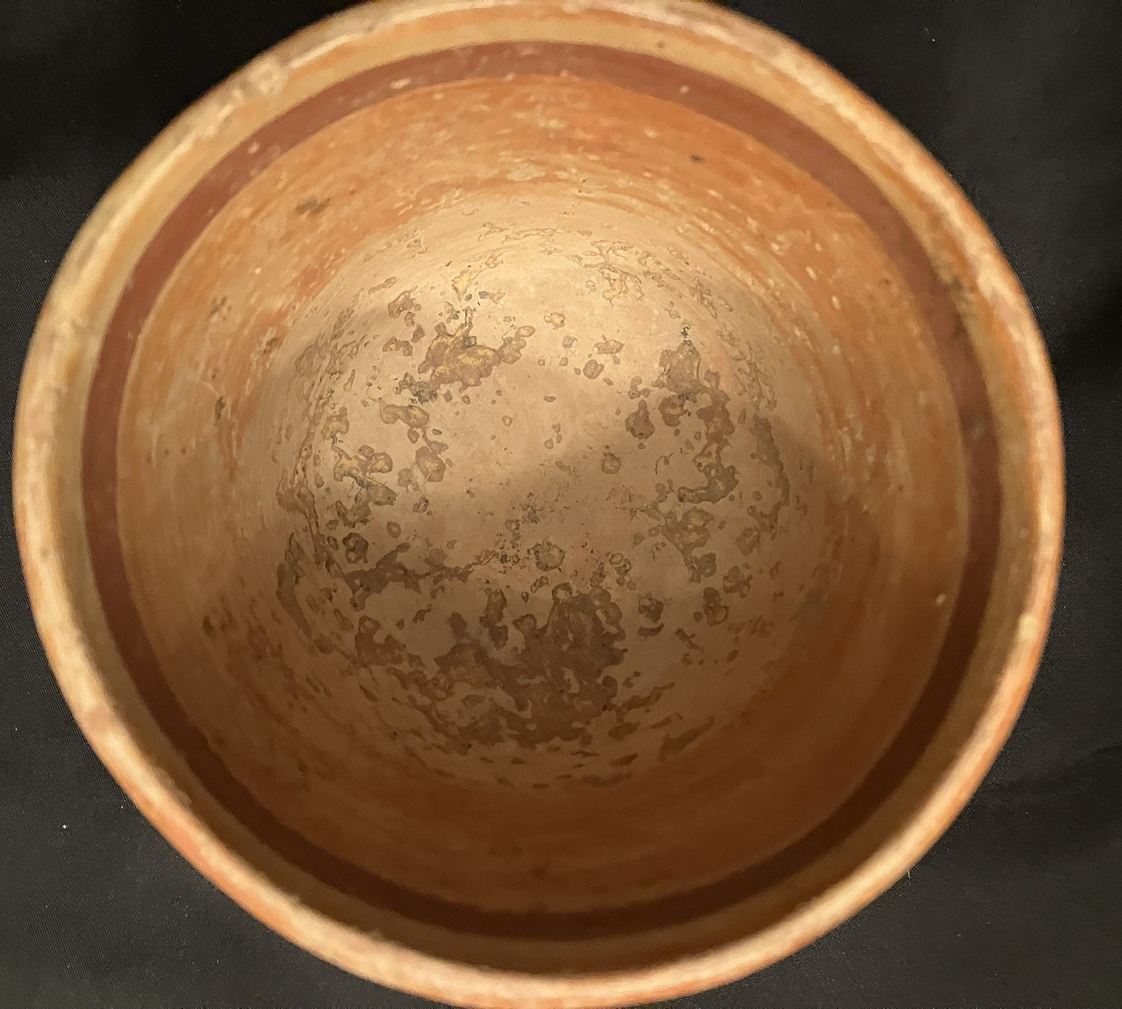 Authentic Pre-Columbian painted Mayan Rattle Leg Ulua Pottery Jar 600-800 AD