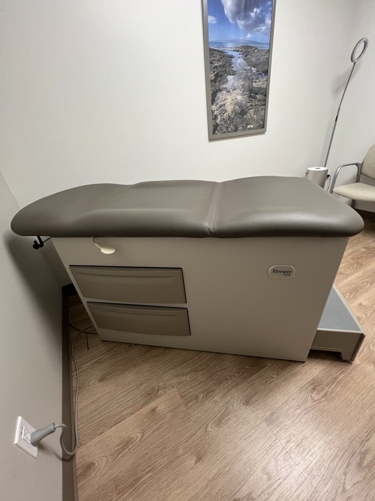 NEW Brewer 5000 Adjustable Access Exam Table