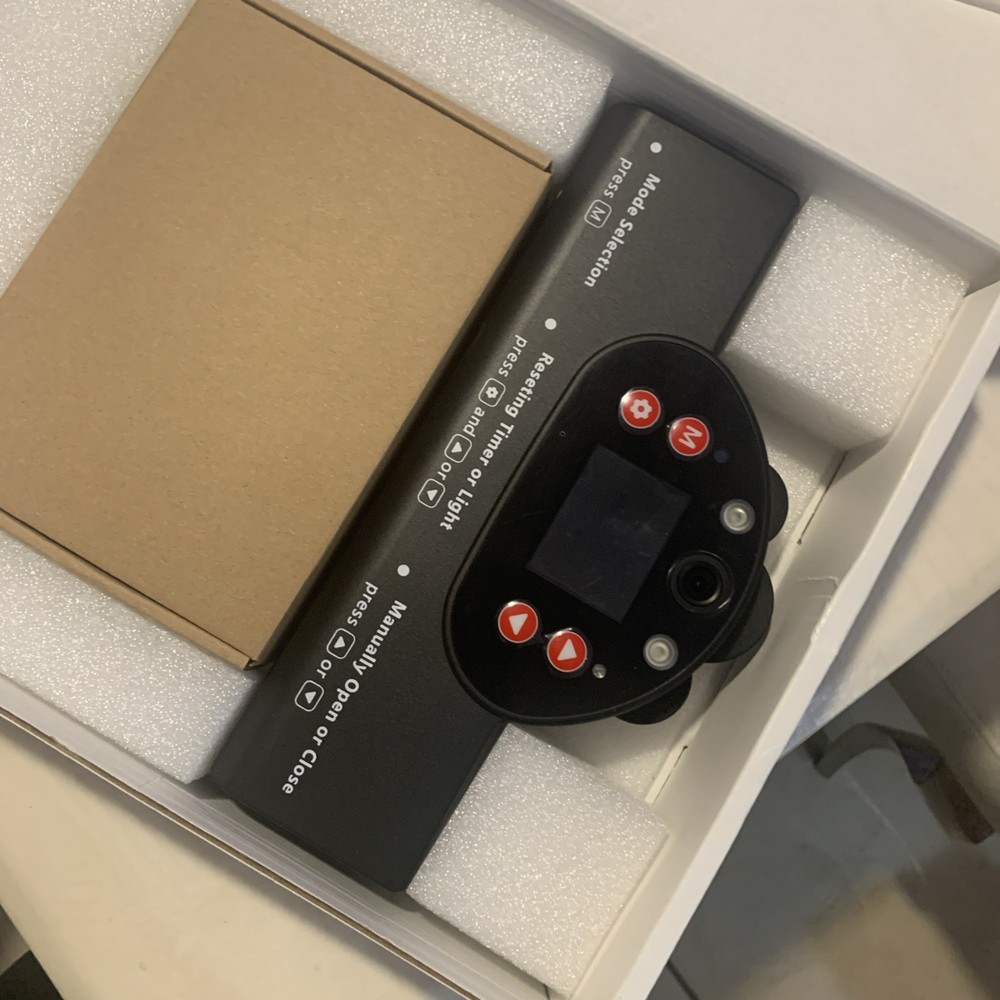 Solar Powered Automatic Chicken Coop Door with Timer/PIR Sensor Modes