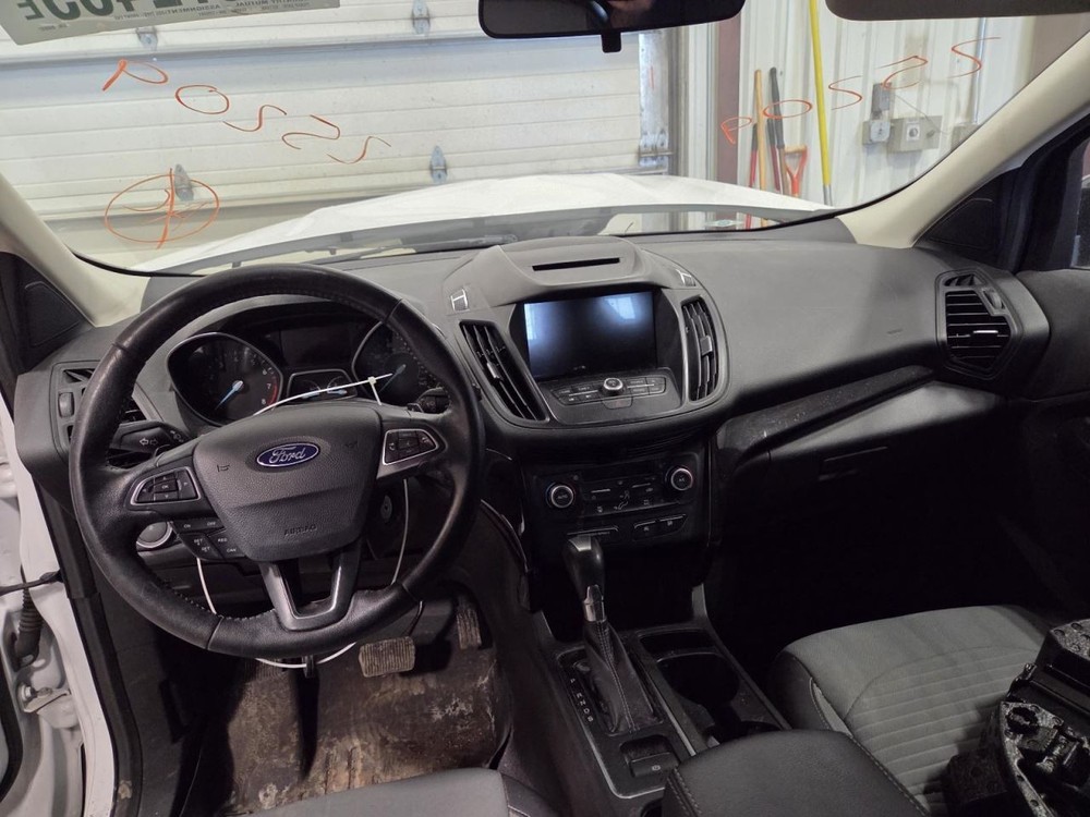 ESCAPE 2018 Jack 1553575