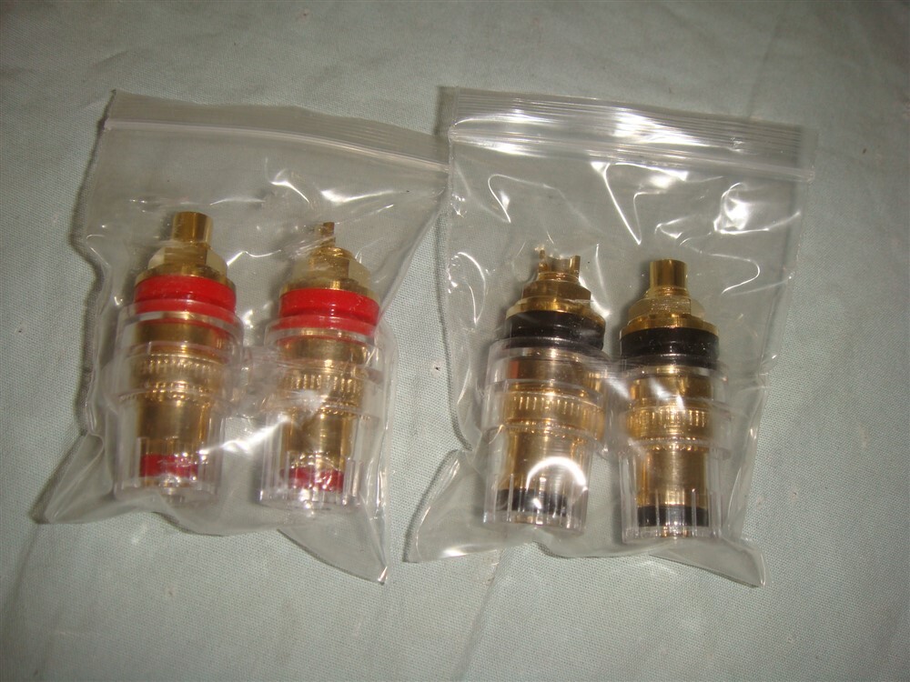 4 QTY WBT 0735R/B TOPLINE FULLY INSULATED AUDIOPHILE BINDING POSTS RED/BLACK