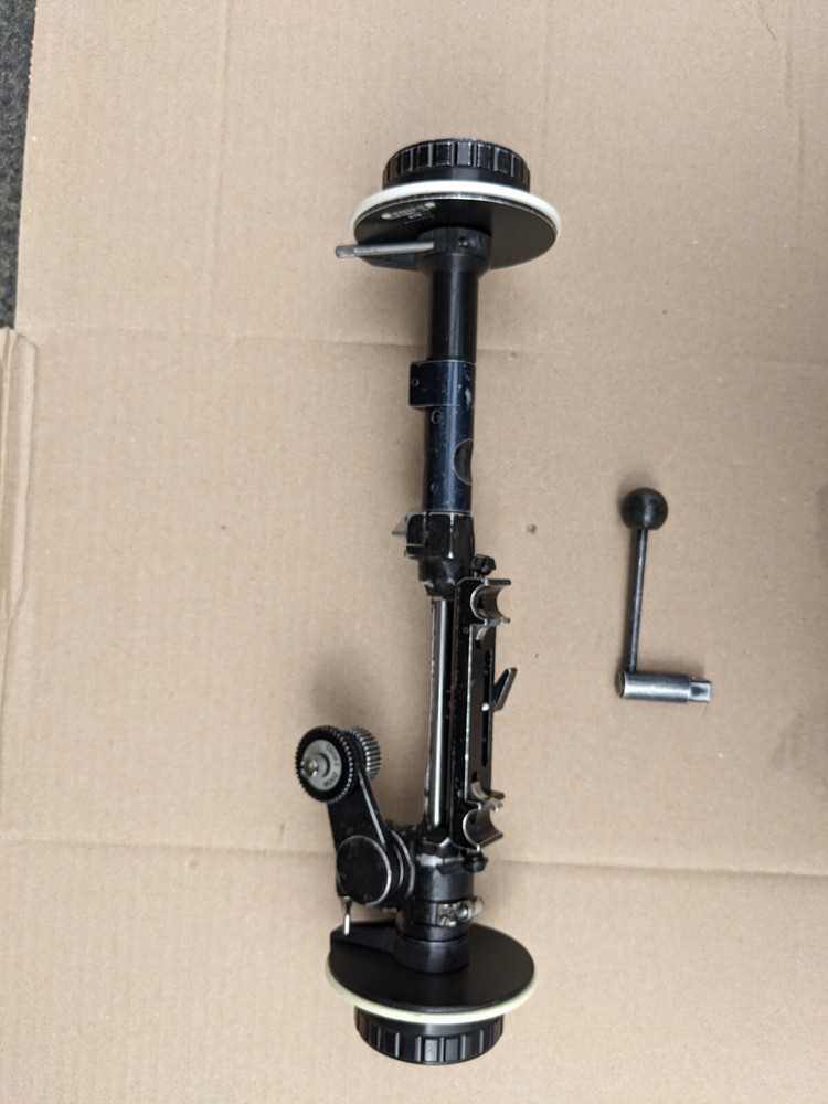 Arri FF-2 Studio Follow Focus, Hard Case, SN-9046