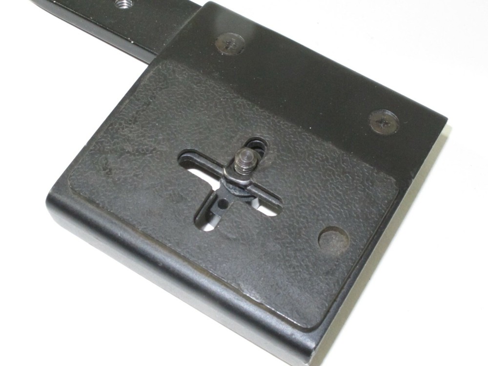 Quickflip Flash Bracket w/Cold Shoe