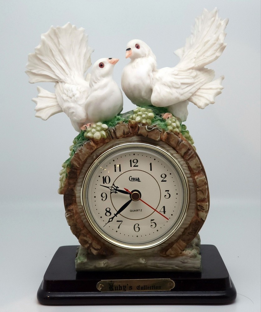 Beautiful Doves Clock. Ruby's Collection. Perfect Condition!