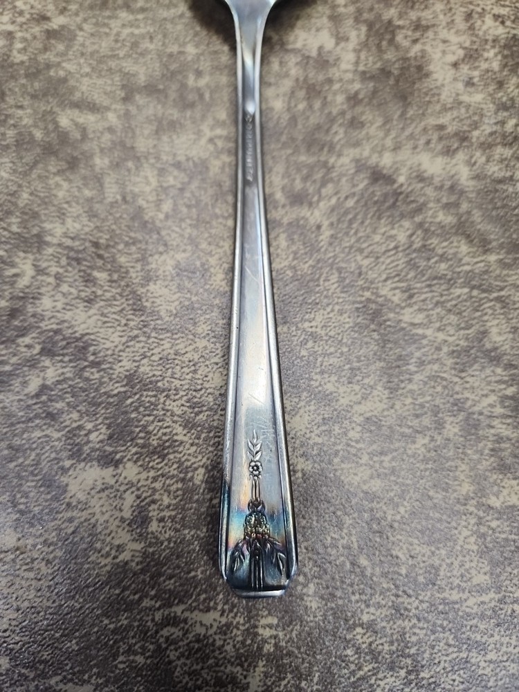 1940 Oneida Community Silver Plate Milady Pattern Teaspoon