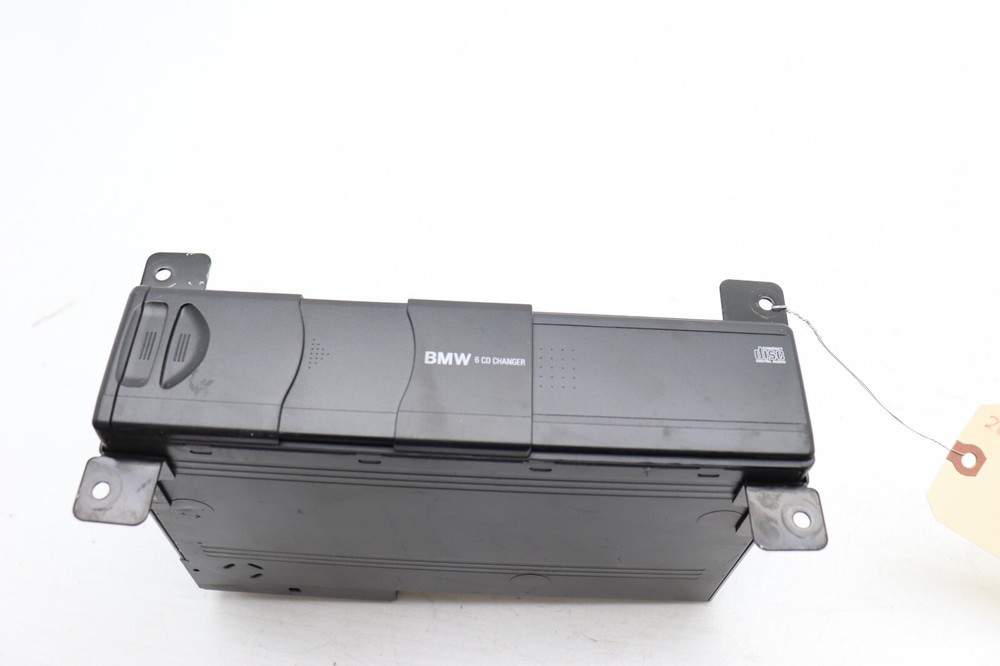 00-06 BMW X5 E53 6 DISC CD CHANGER Q9850