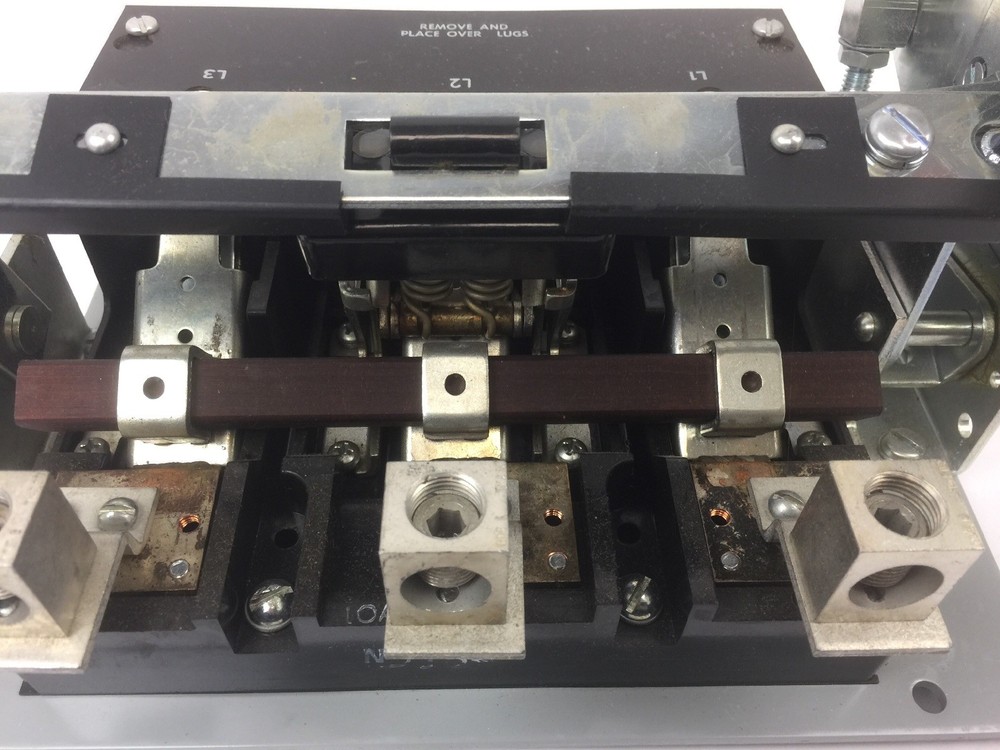 GE THMF3400 DISCONNECT SWITCH 3 POLE
