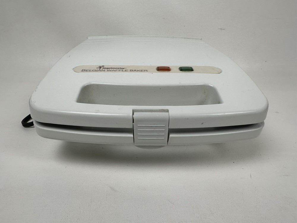 Toastmaster Belgian Waffle Maker TWB4