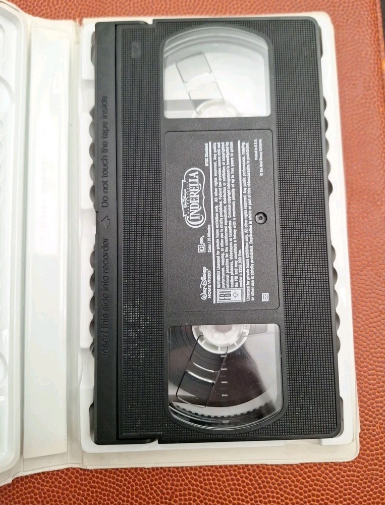 Walt Disney Cinderella VHS