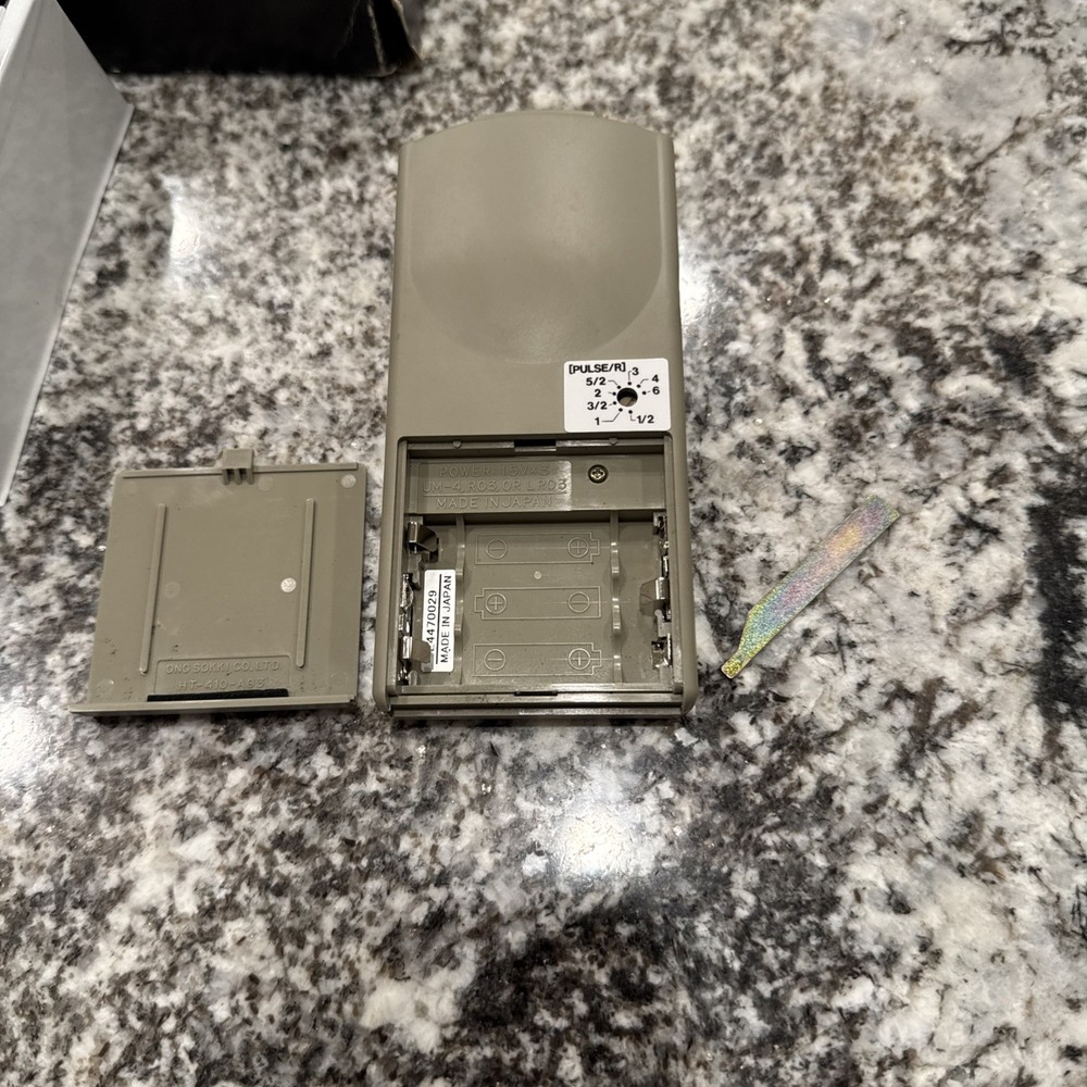 ONO SOKKI SE-1100 Engine Tachometer