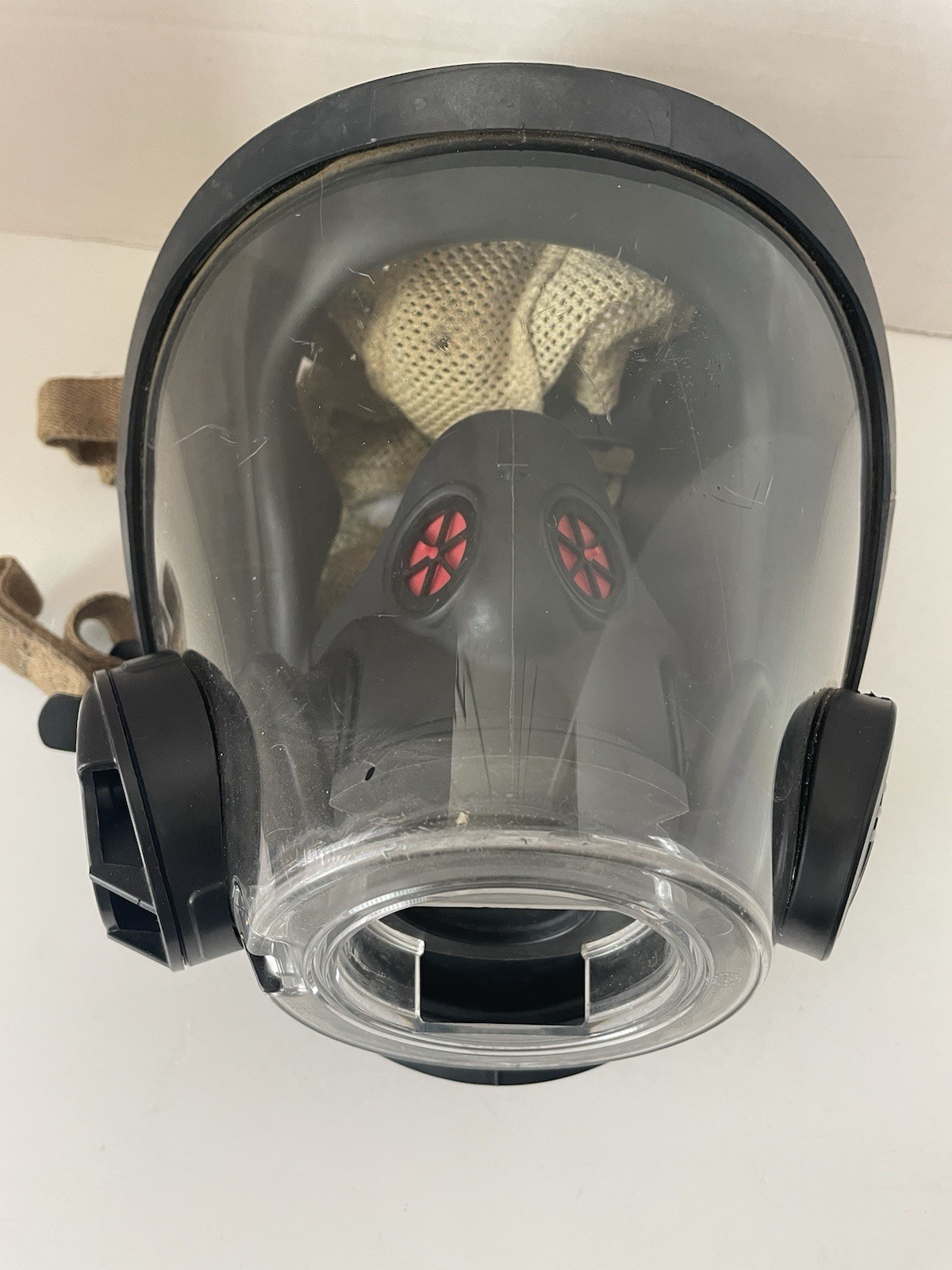 Scott AV-3000 Mask w/ KEVLAR NETTING Firefighter MASK Size Medium READ Scratched