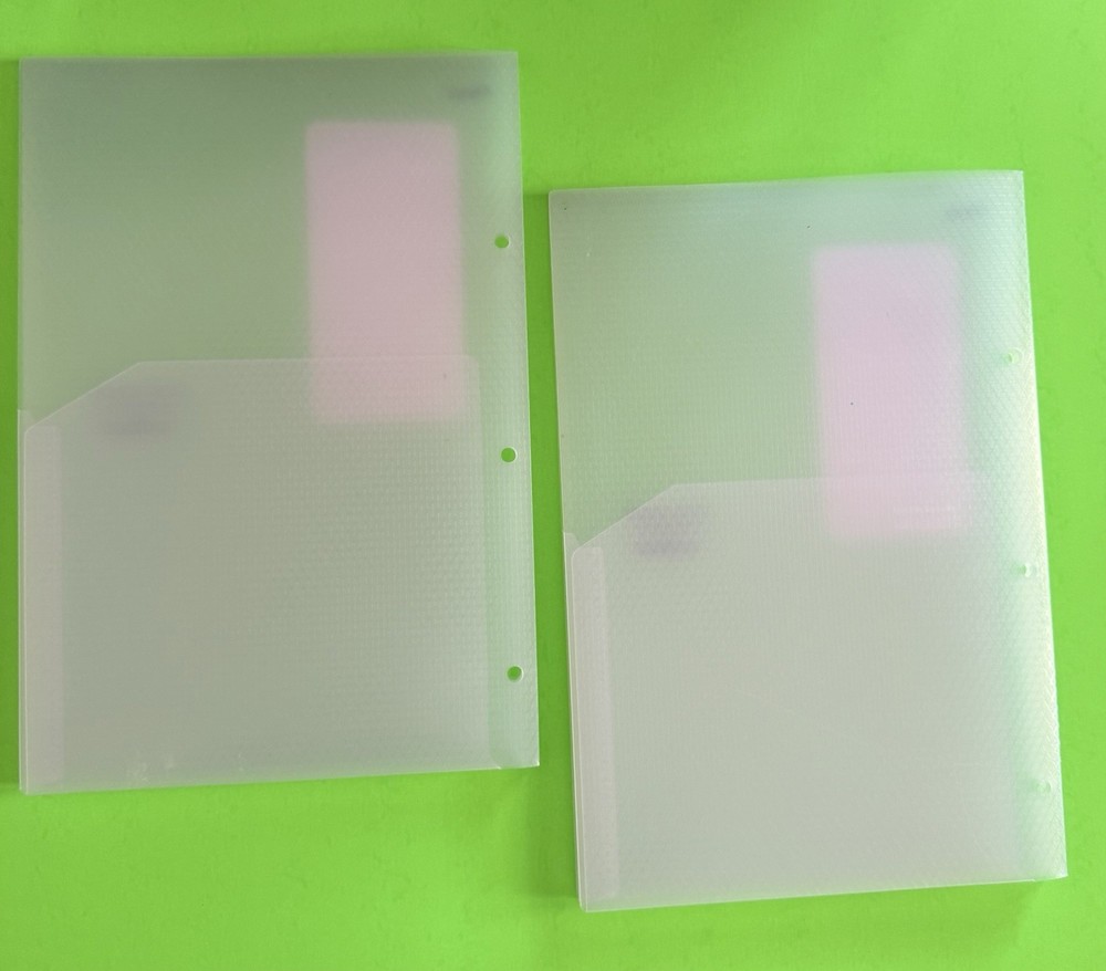 Five Star DuraShield Antimicrobial Partition Folder Clear 2 Pockets NEW 2 Count
