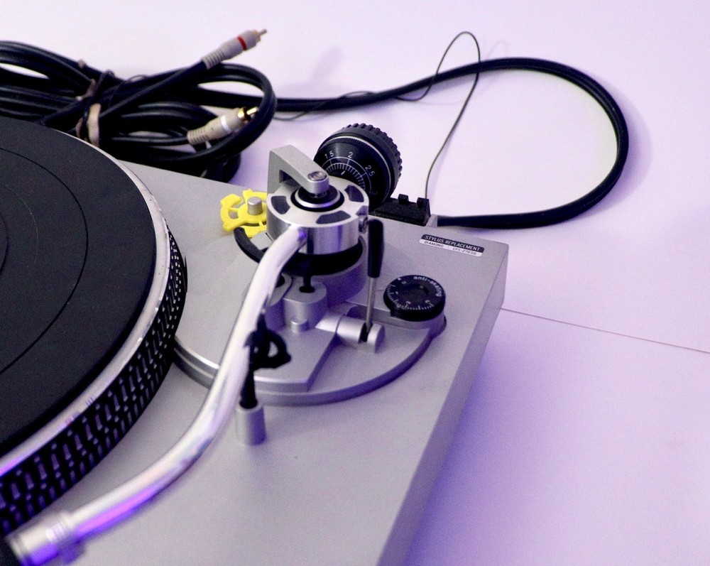 Technics SL-D2 Direct Drive Turntable - Works