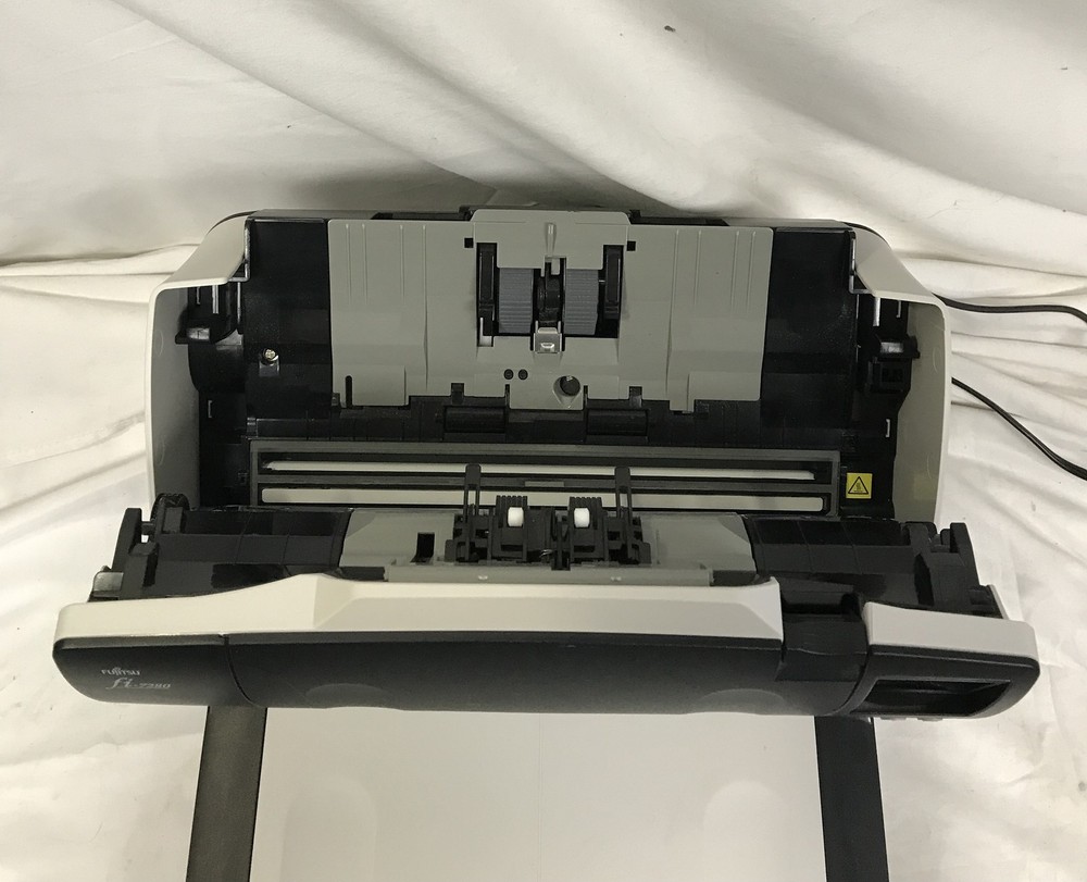 Fujitsu fi-7280 Flatbed Scanner