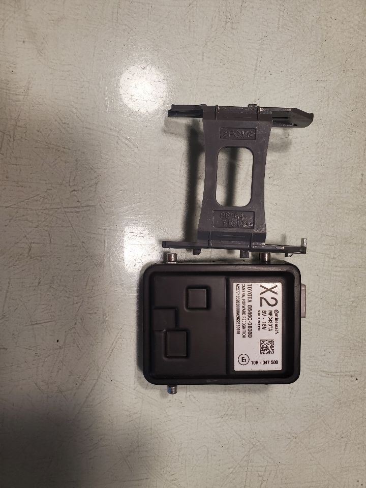 CAMRY     2020 Camera/Projector 34533