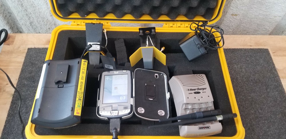 Berkeley Varitronics BumbleBee Multi-Band Spectrum Analyzer 2.4GHz/4.9GHz/5GHz