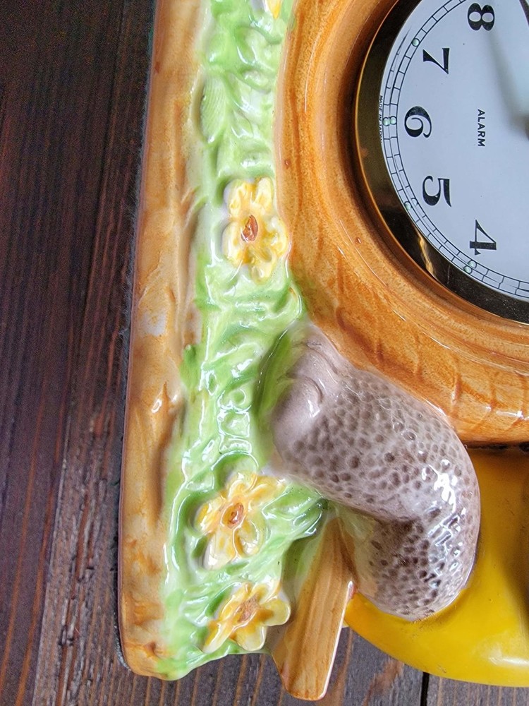 Vintage Ceramic Bear Figurine Clock