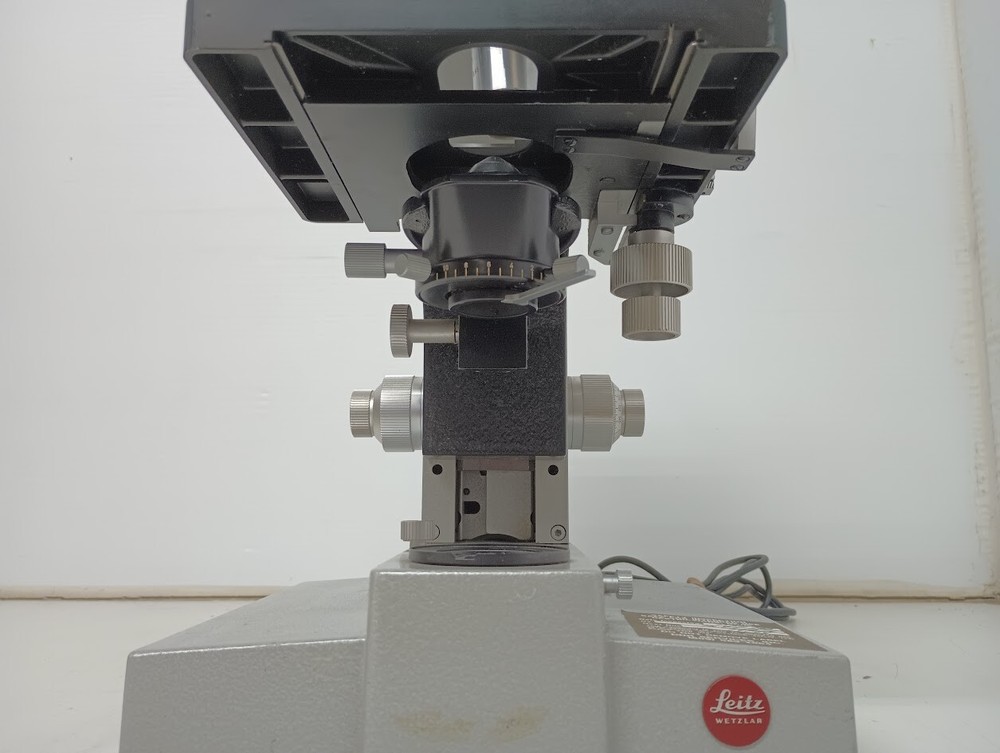 Vintage Leitz Wetzlar Dialux Microscope