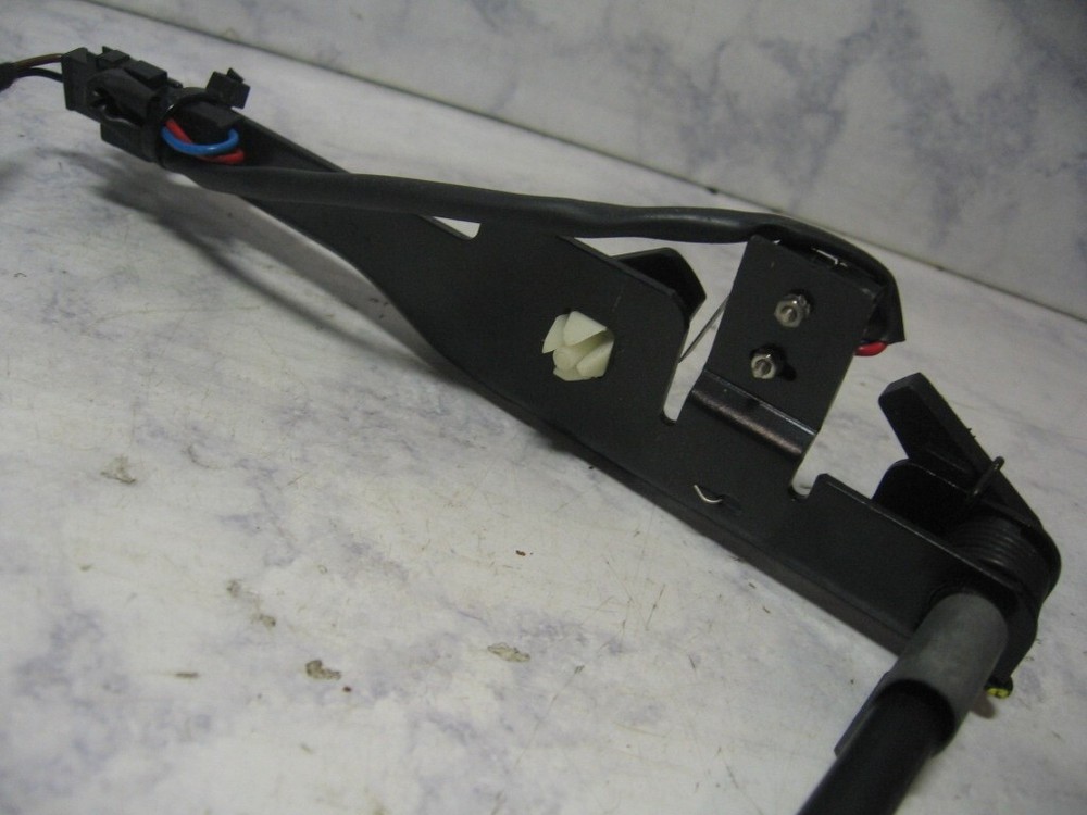 99-03 Saab 9-3 Convertible Tonneau Flap cable bracket & Micro switch RIGHT side