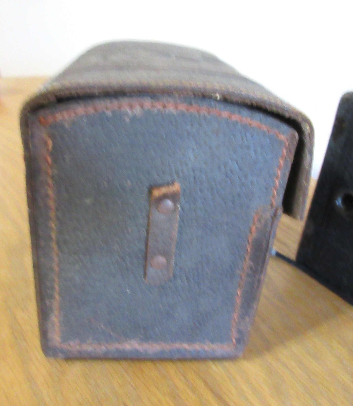 (O) Balda Rollbox Camera w/ Leather Case and Remote Cable Thread, 1930s