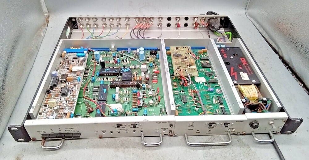 Michael Cox Electronics Ltd.; England  NTSC CODER 203 +302/2BG + POWER SUPPLY