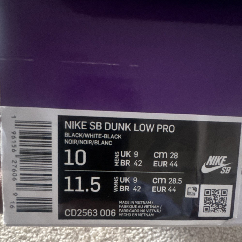 Nike SB Dunk Low Pro Men's US Size 10