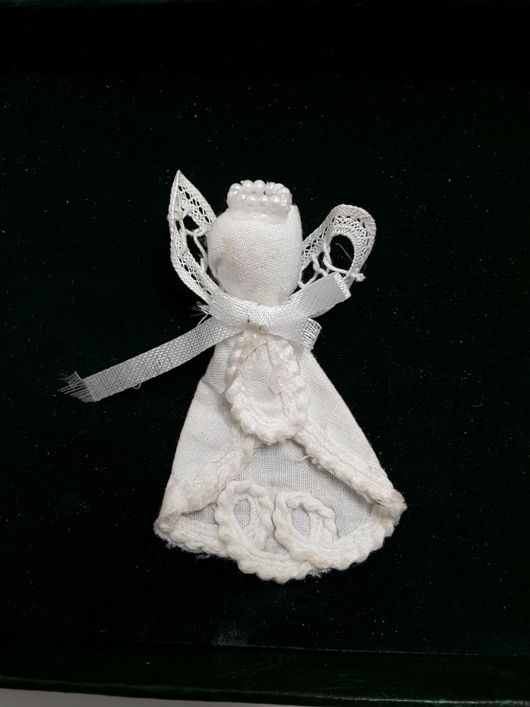 Battenberg Doily Angel Pin Christmas Brooch